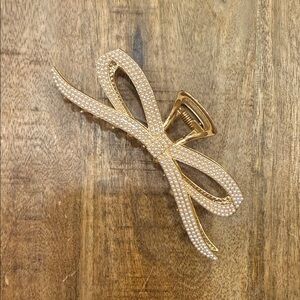 Elegant metal Gold Bow Hair Clip